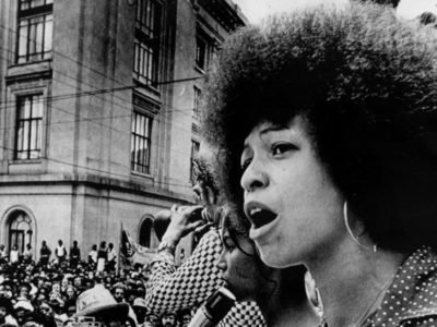 Angela Davis y Tom McCarthy, protagonistas de los suplementos culturales