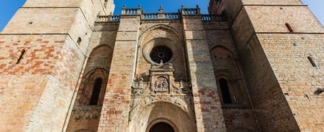 Catedral de Sigüenza. Foto: Diego Delso, Wikipedia