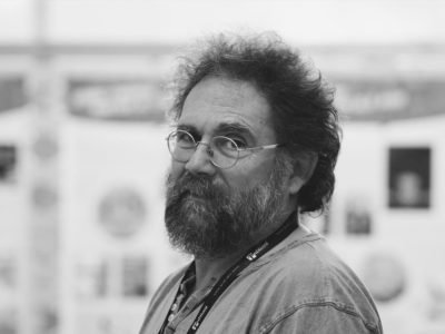 Joan Mundet: “Uno se lee cualquier obra picaresca y disfruta porque se reconoce”