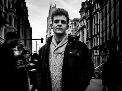 Arkano: “Quiero quitarme cualquier pretensión literaria, por respeto a los verdaderos poetas”