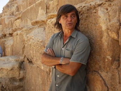 Jacinto Antón: “De las familias heredas las locuras y algunos de los tesoros culturales que más te marcan”