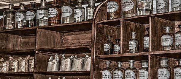 La Farmacia en la novela histórica