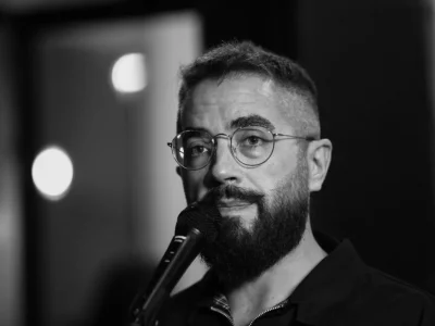 Pablowski: “La poesía social no cambia la sociedad”