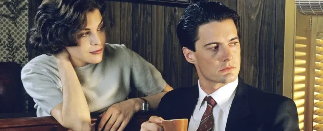 De Twin Peaks a Antidisturbios, 30 años devorando series