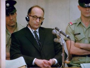 El criminal nazi Adolf Eichmann llega a Israel para ser juzgado