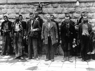 Los primeros presos llegan al campo de concentración de Mauthausen