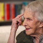 Ida Vitale: «No me pesan los 100 años, las cosas malas de la vida hay que olvidarlas»