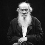 Lev Tolstoi, el hombre de las mil caras y vidas