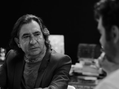 Ángel Antonio Herrera: «El poeta debe ser aventurero por naturaleza»