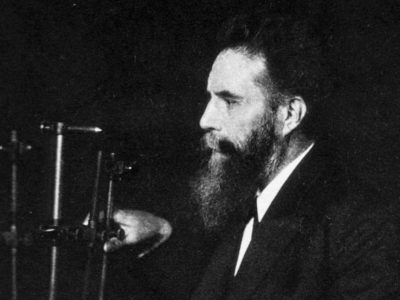 Wilhelm Conrad Röntgen, el descubridor de los Rayos X