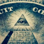 Adam Weishaupt funda la sociedad de los Illuminati