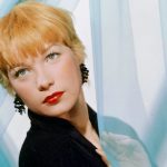 Shirley MacLaine, o la vida entendida como juego y como sueño