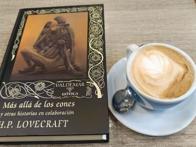 Más allá de los eones y otras historias en colaboración, de H. P. Lovecraft