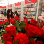 Comienza la fiesta de la rosa y el libro