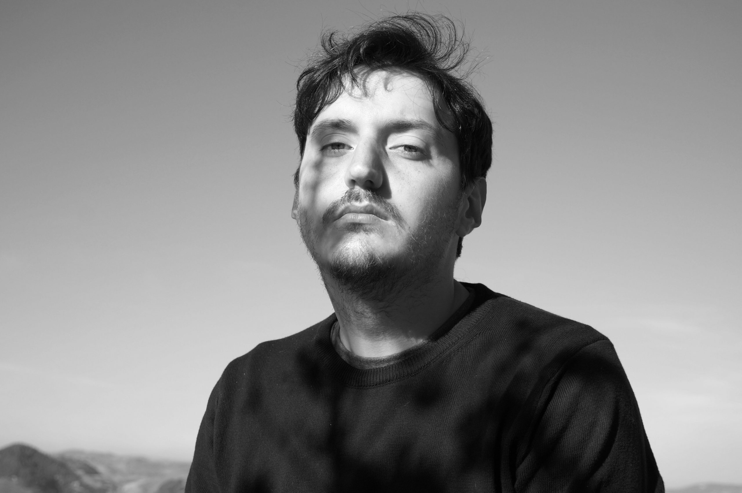 Todo amor es desamor hasta que se demuestre lo contrario, de Gustavo Yuste