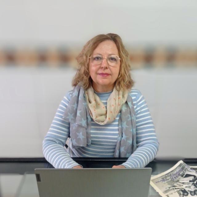 5 poemas de Julia Poveda Micó