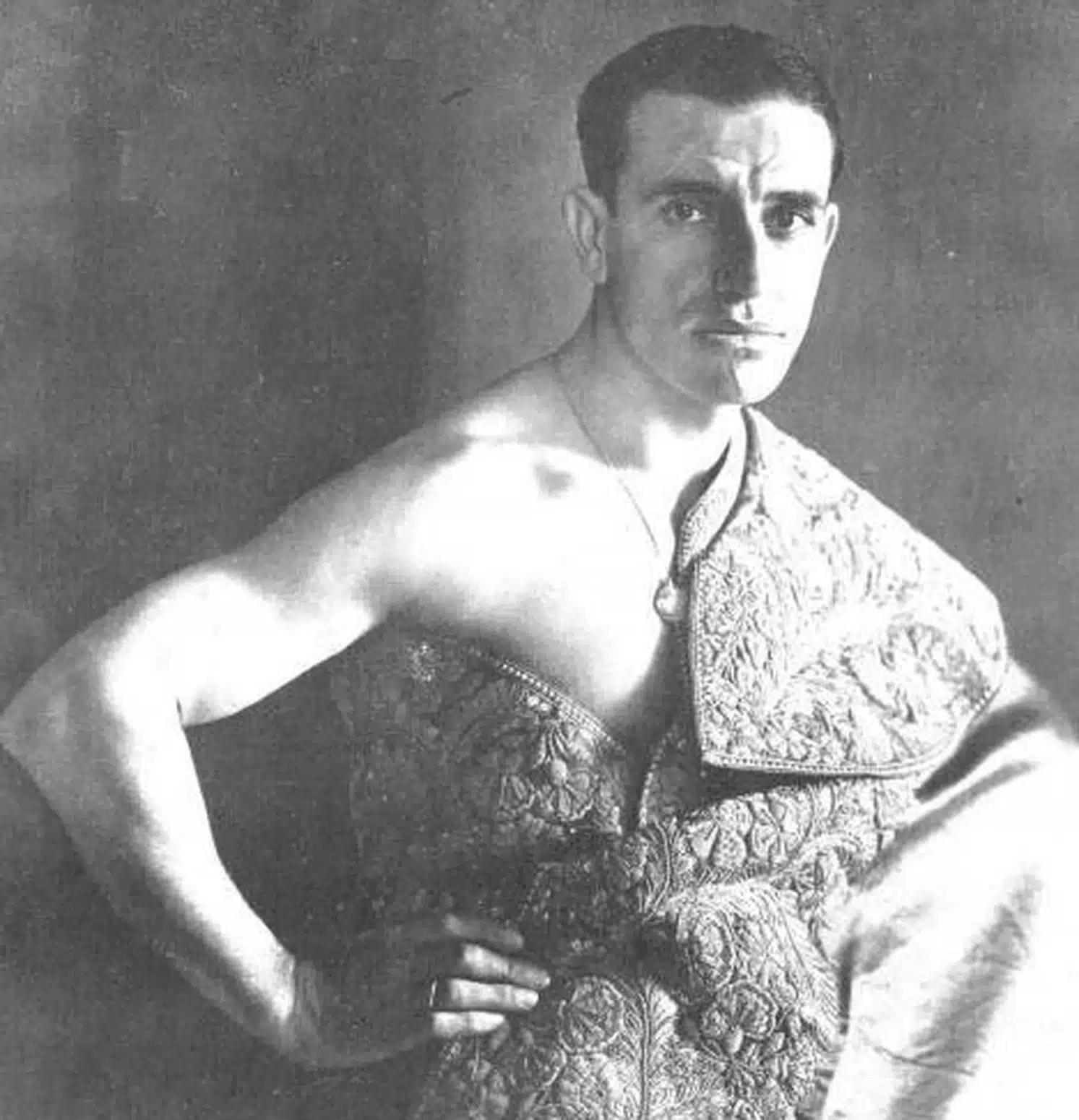 Belmonte: la Luger en la mano