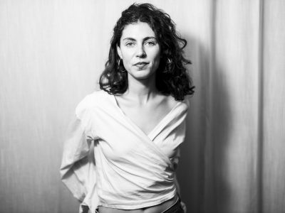 Laura Chivite: “Me parece muy importante saber vivir en el misterio”