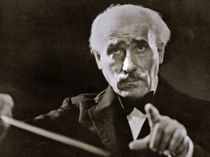 Los camisas negras agreden a Toscanini