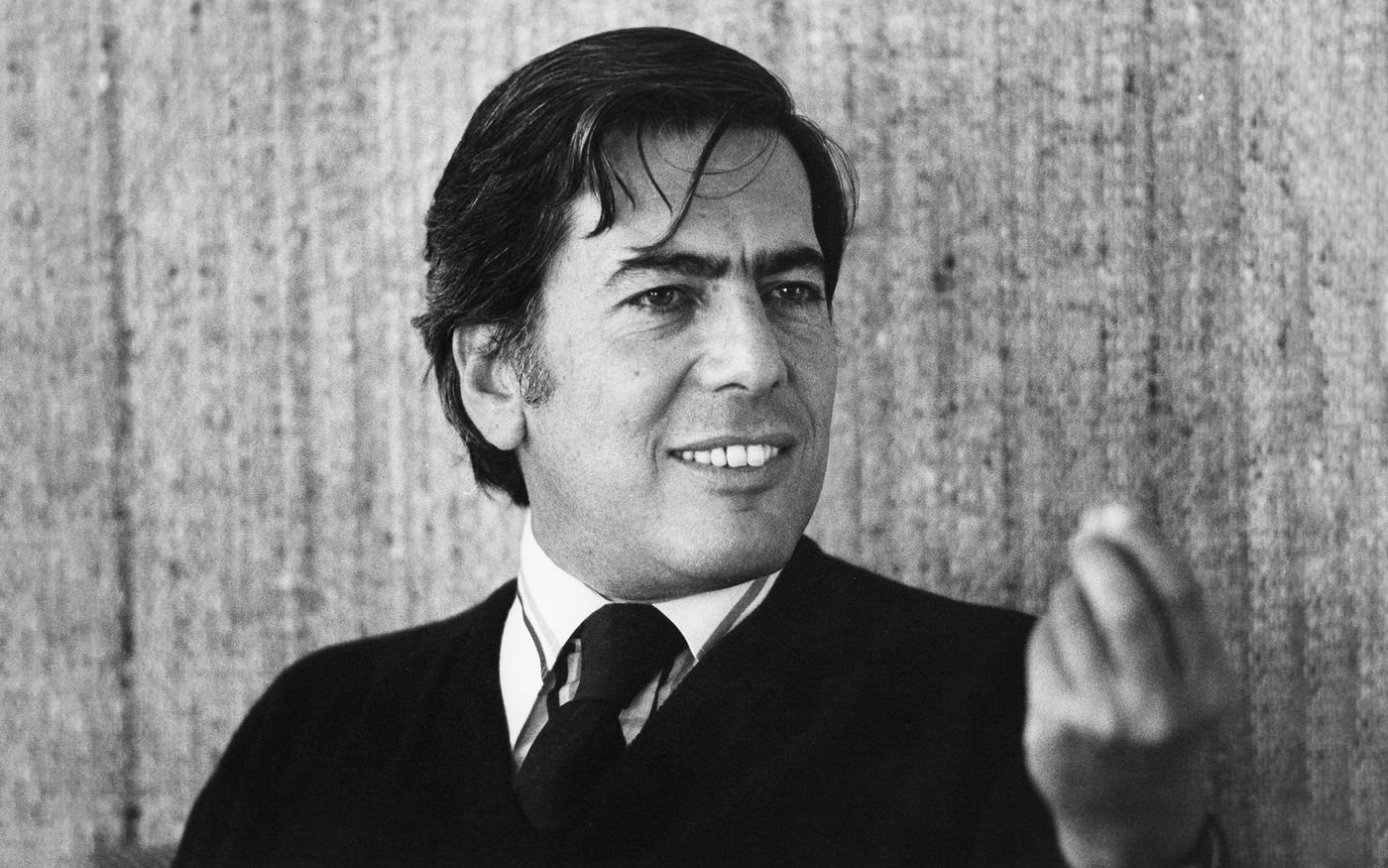 Entre el latín vulgar y Mario Vargas Llosa, ganó Mario