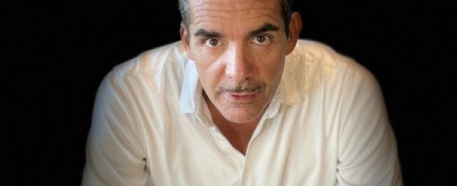Juan Carlos Pérez Jiménez: “Querer parecer más joven es una impostura”