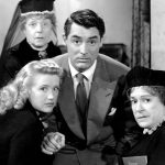 Arsénico por compasión: La delirante comedia negra de Frank Capra