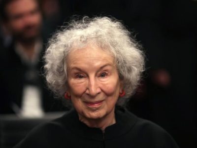 Atwood, Barnes, Patti Smith, Eslava Galán y Beard, la no ficción de este otoño