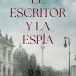 Todo escritor es un espía