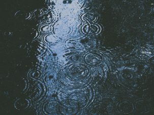 Pontedeume, con lluvia