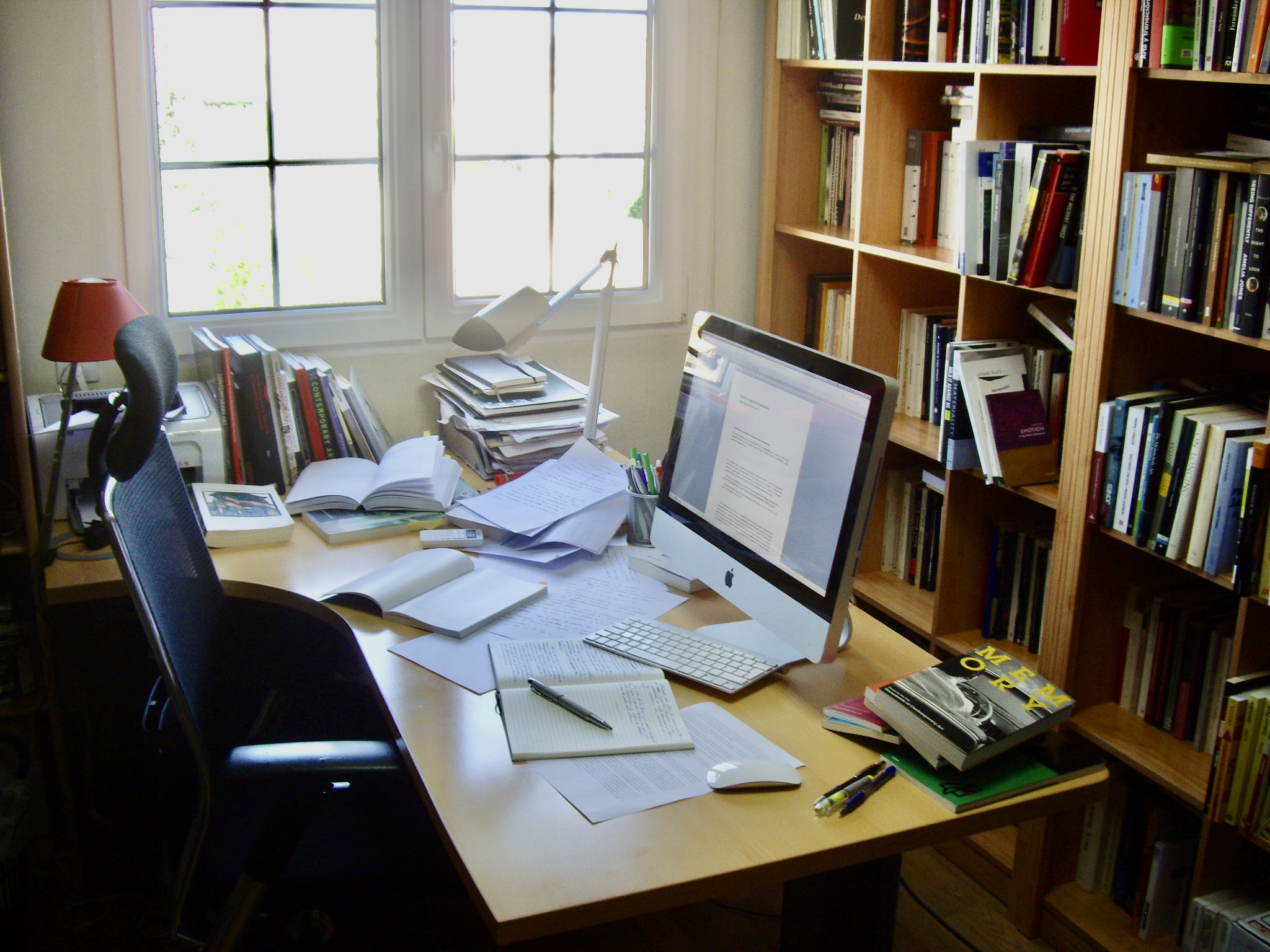 Entre mil cosas y la tiranía de la novedad