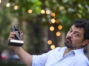 Francisco Serrano gana el Premio Tusquets con “una historia de terroristas enamorados”