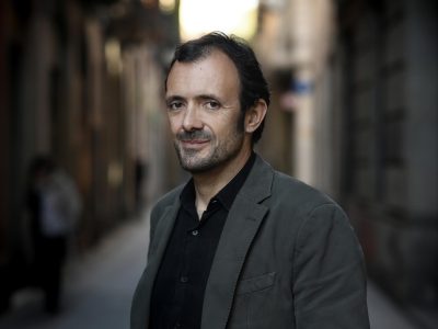 Isaac Rosa: “El insomnio es un problema social, los remedios no pueden ser individuales”