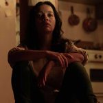 Aún es de noche en Caracas lleva a Venecia la novela de Karina Sainz Borgo La hija de la española