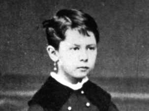 La mirada de una niña descubre nuestra grandeza más remota