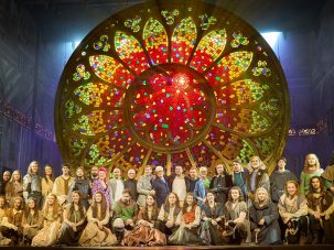 Iván Macías y María José Santos: De Los pilares de la Tierra al cielo