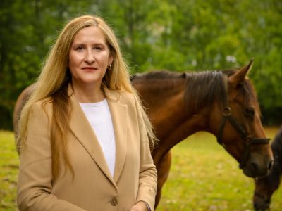 Luz Gabás: “Siento un afecto especial por las librerías que sobreviven en los pueblos”