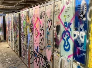 Silencios que abren el tiempo