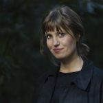 Charlotte Gneuss: “Es cruel que sea la ultraderecha la que se aproveche en Alemania de la reunificación”