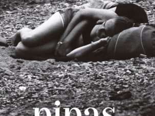 A la vez invención y ensayo