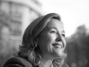 Nadia Calviño: “Me asociaron con Wagner y Nietzsche, pero soy más de Neruda y Chopin”