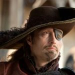 Por qué Rochefort es uno de los villanos perfectos