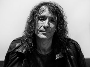 Robe Iniesta: volar, volar