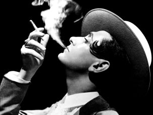 Por marica y por rojo: las dos cruces de Miguel de Molina