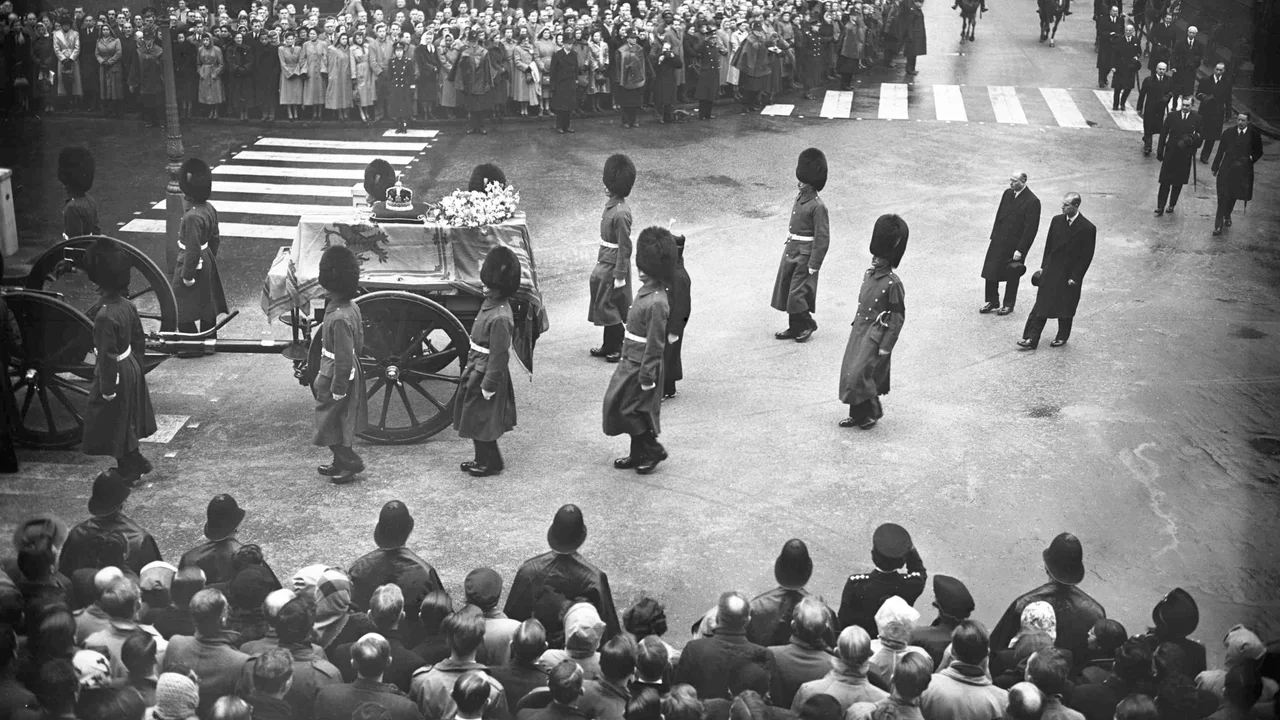 29 de enero de 1936: Franco en los funerales londinenses de Jorge V
