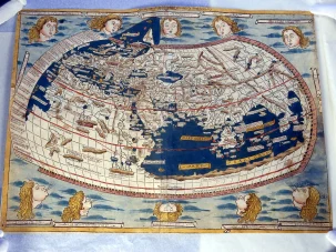 John Elledge: “Europa es un continente inventado, es una península de Eurasia”