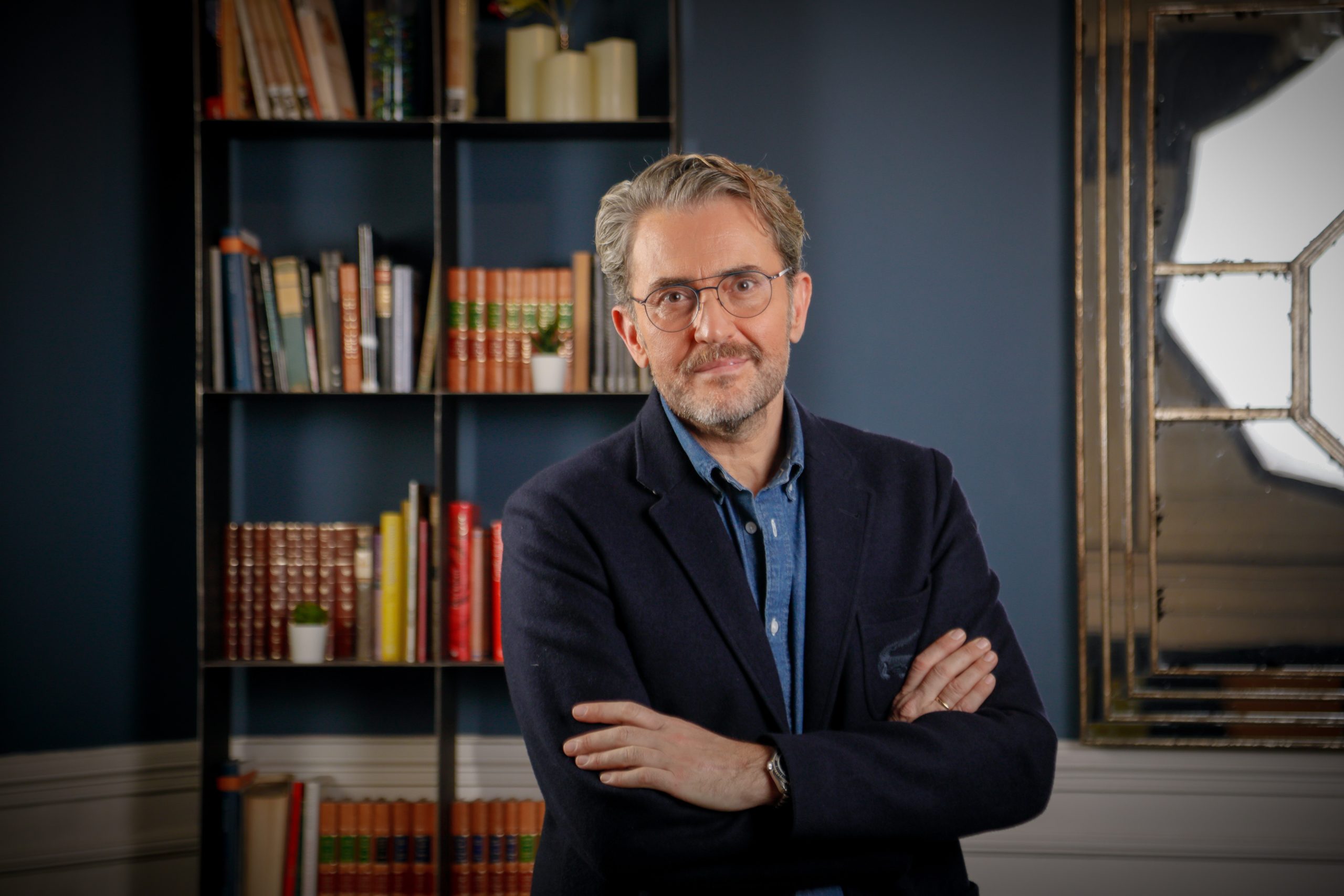 Máximo Huerta homenajea a las madres en su nueva entrega, una ficción que parece verdad