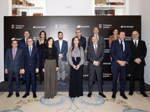 La Reina nos invita a “vivir en Zenda”