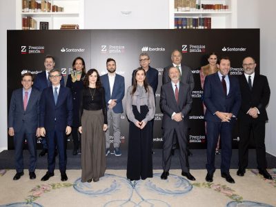 La Reina nos invita a “vivir en Zenda”