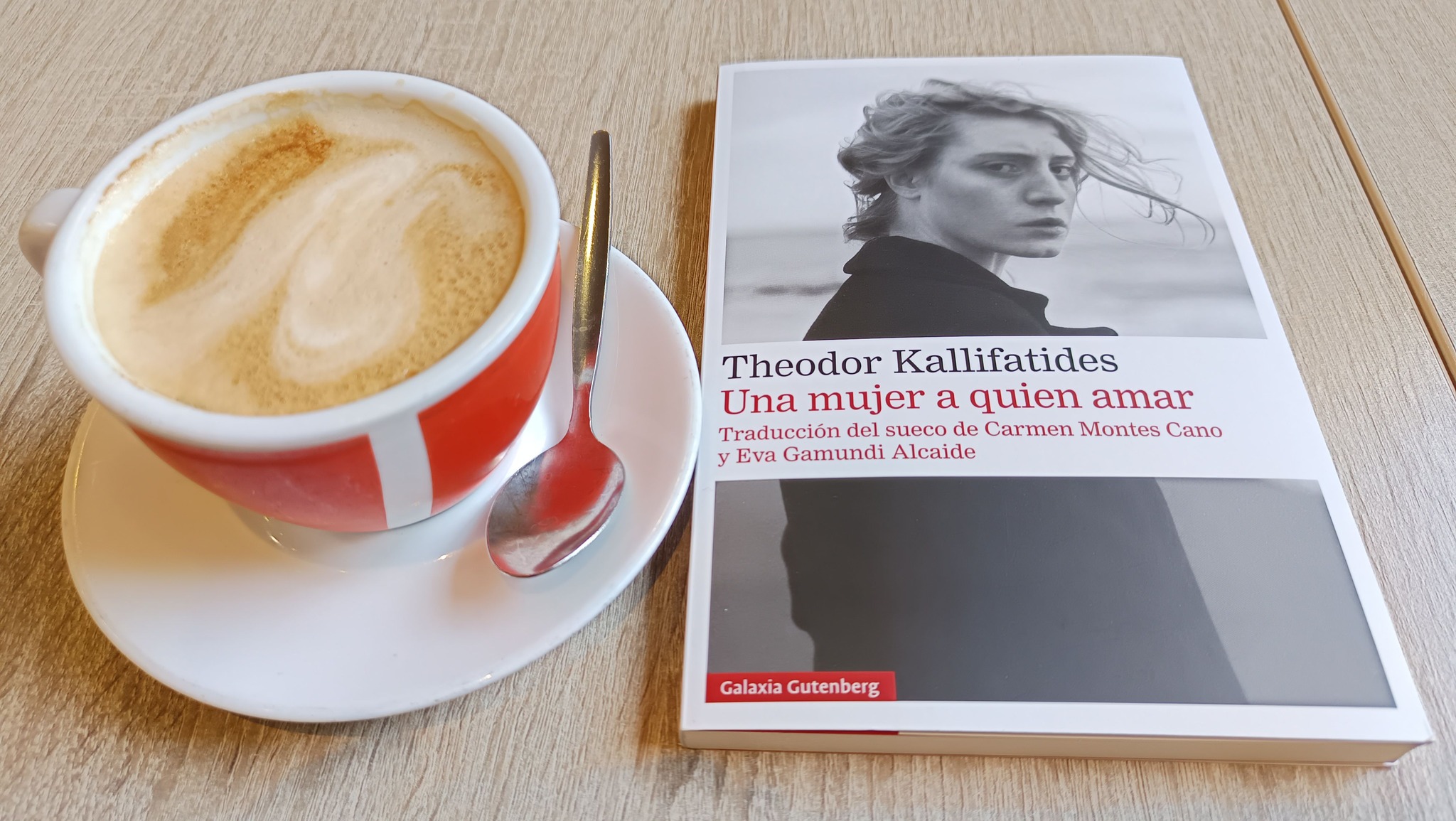 Una mujer a quien amar, de Theodor Kallifatides