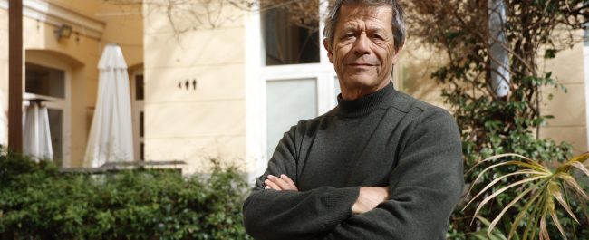 Emmanuel Carrère: “Rusia desprecia, envidia y detesta a Europa”